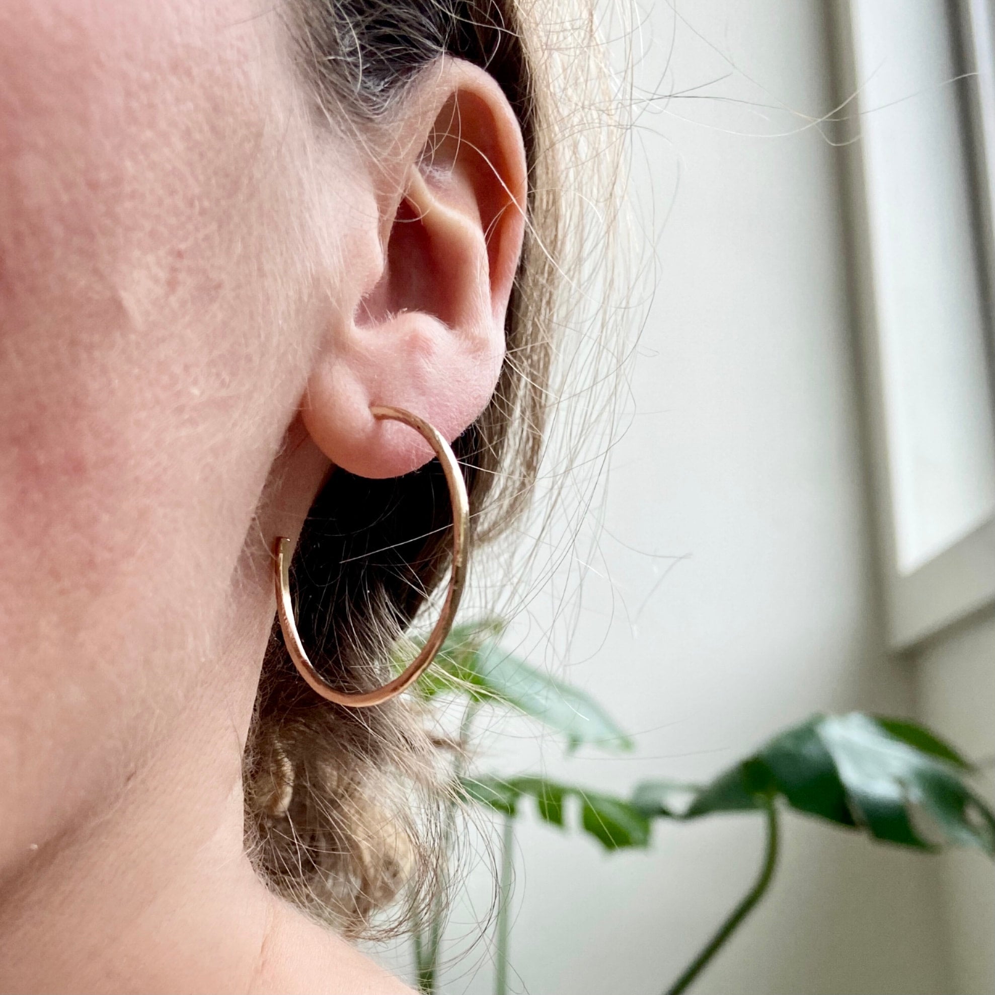 90s hoop earrings outlet